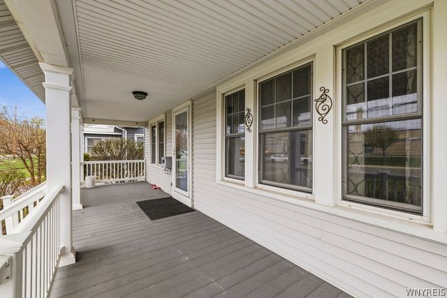 633 Locust Street, Lockport City, NY 14094