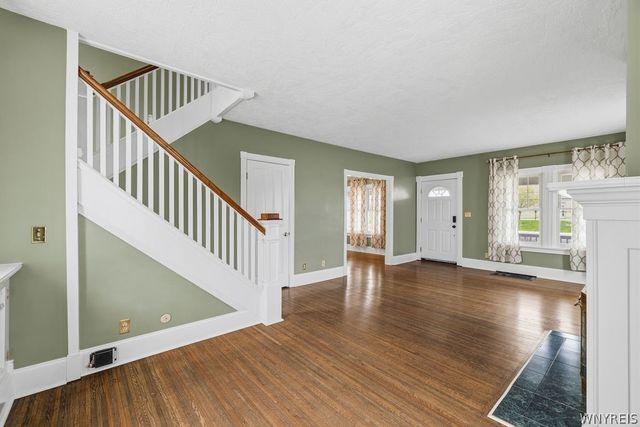 633 Locust Street, Lockport City, NY 14094