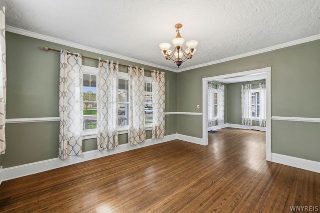 633 Locust Street, Lockport City, NY 14094