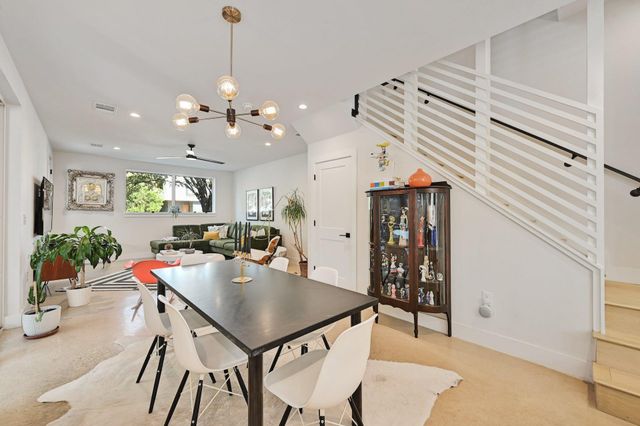 505 Krebs LN A, Austin, TX 78704