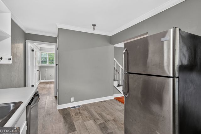 1093 Enota Avenue NE, Gainesville, GA 30501