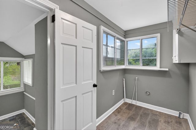 1093 Enota Avenue NE, Gainesville, GA 30501