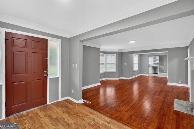 1093 Enota Avenue NE, Gainesville, GA 30501