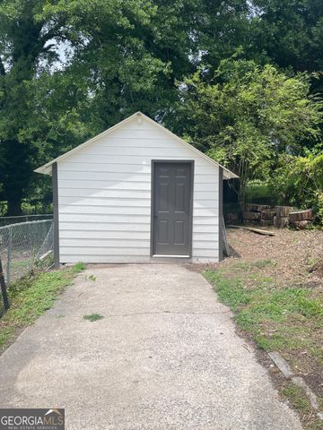 1093 Enota Avenue NE, Gainesville, GA 30501