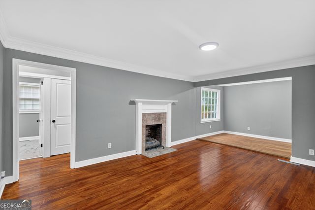 1093 Enota Avenue NE, Gainesville, GA 30501