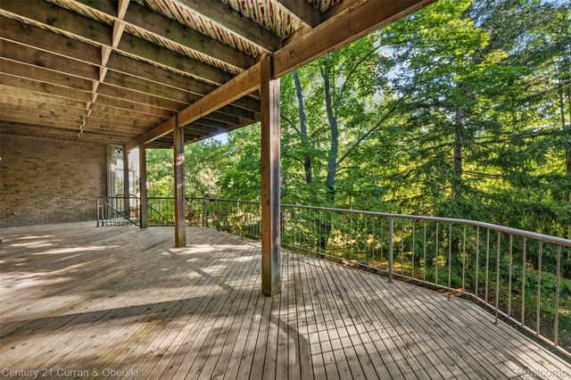 9 West Lane, Dearborn, MI 48124