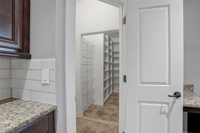 3987 ROUND TABLE COURT, Land O Lakes, FL 34638