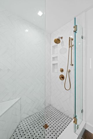 3011 NE 51st Street, Lighthouse Point, FL 33064