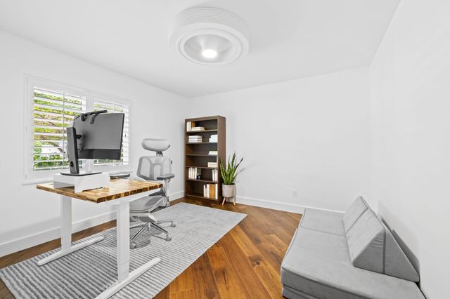 3011 NE 51st Street, Lighthouse Point, FL 33064