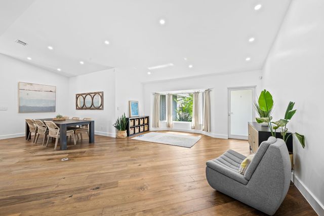 3011 NE 51st Street, Lighthouse Point, FL 33064