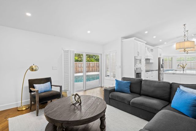 3011 NE 51st Street, Lighthouse Point, FL 33064