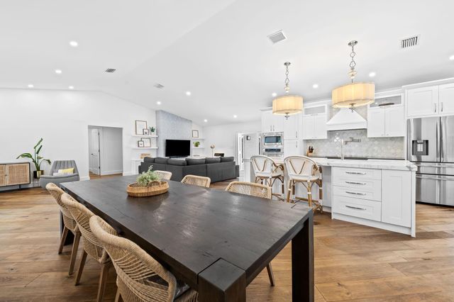 3011 NE 51st Street, Lighthouse Point, FL 33064