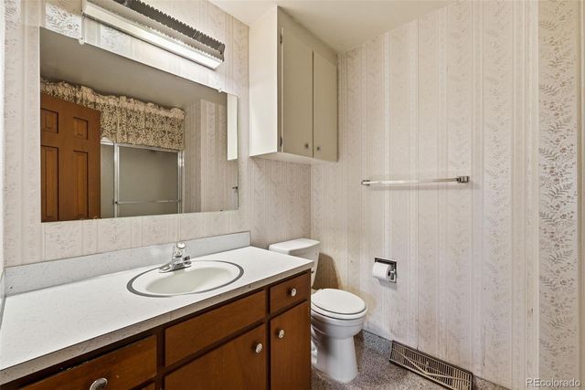 9450 W Dakota Avenue, Lakewood, CO 80226