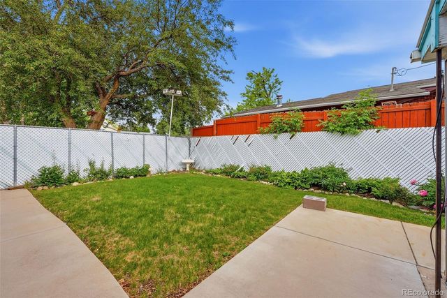 9450 W Dakota Avenue, Lakewood, CO 80226