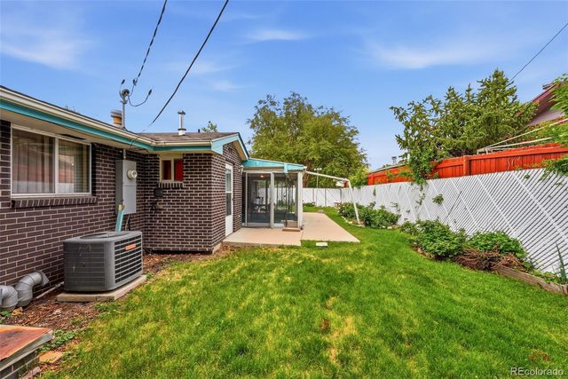 9450 W Dakota Avenue, Lakewood, CO 80226