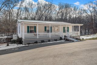 6966 Park Dr, Lyles, TN 37098