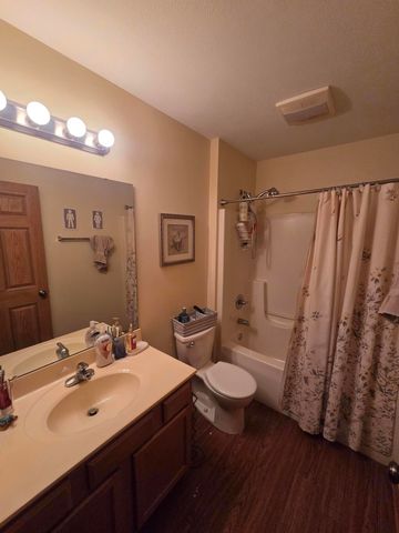 1826 Finney Drive, Valparaiso, IN 46383