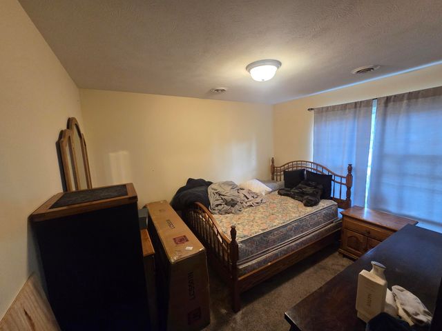 1826 Finney Drive, Valparaiso, IN 46383