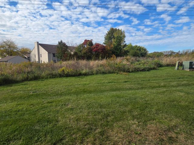 1826 Finney Drive, Valparaiso, IN 46383