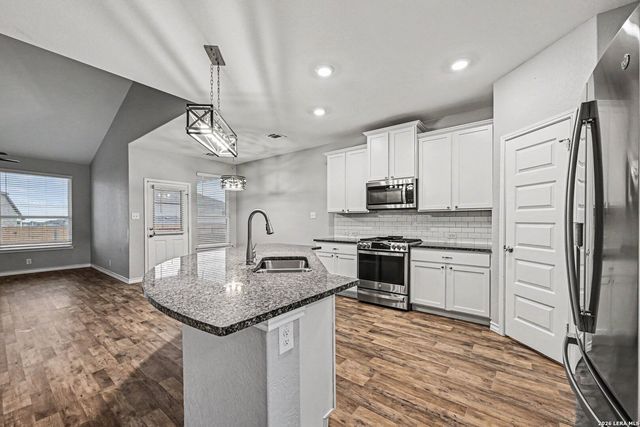645 Amber Crk, Cibolo, TX 78108