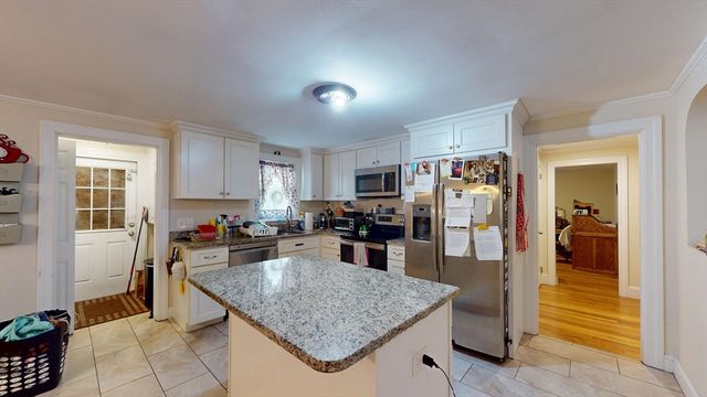 40 Highland Terrace, Taunton, MA 02780