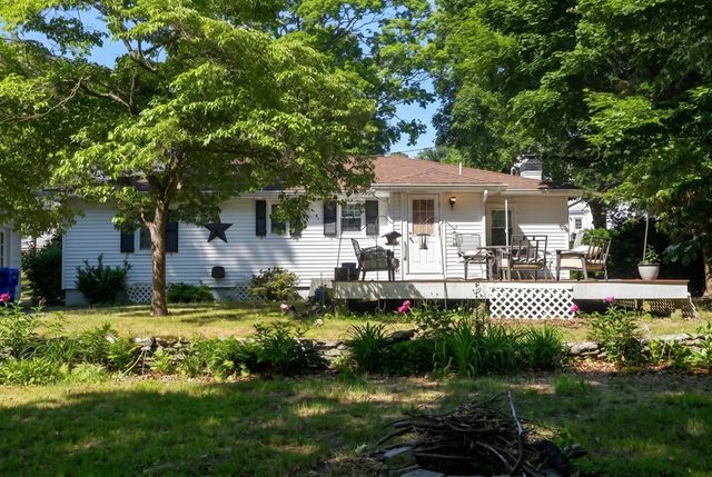40 Highland Terrace, Taunton, MA 02780