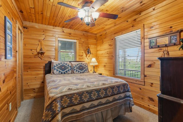 142 Oak Hill Drive, Mineral Bluff, GA 30559