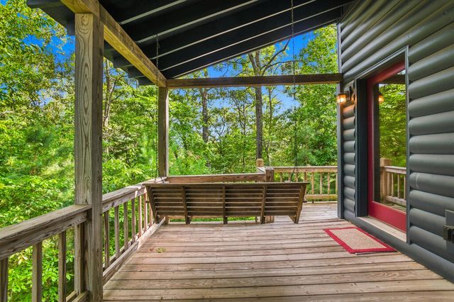 142 Oak Hill Drive, Mineral Bluff, GA 30559
