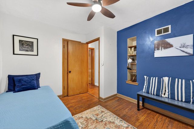 4215 W Florist AVENUE, Milwaukee, WI 53209