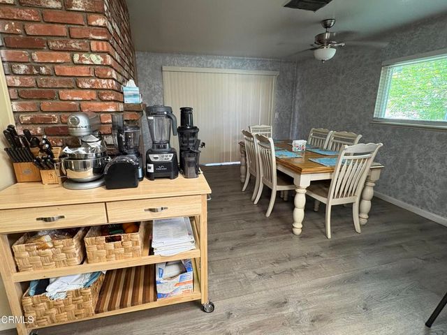 554 W Ave J-11, Lancaster, CA 93534
