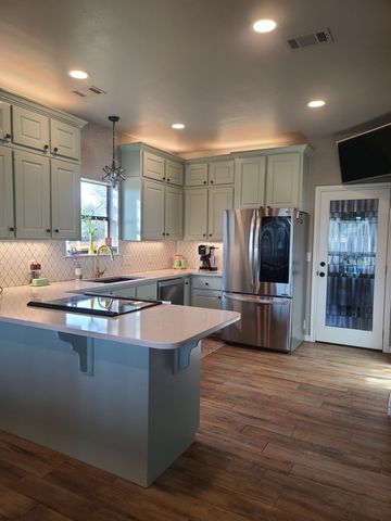 6080 Sunrise Court, Athens, TX 75752
