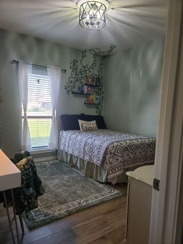 6080 Sunrise Court, Athens, TX 75752