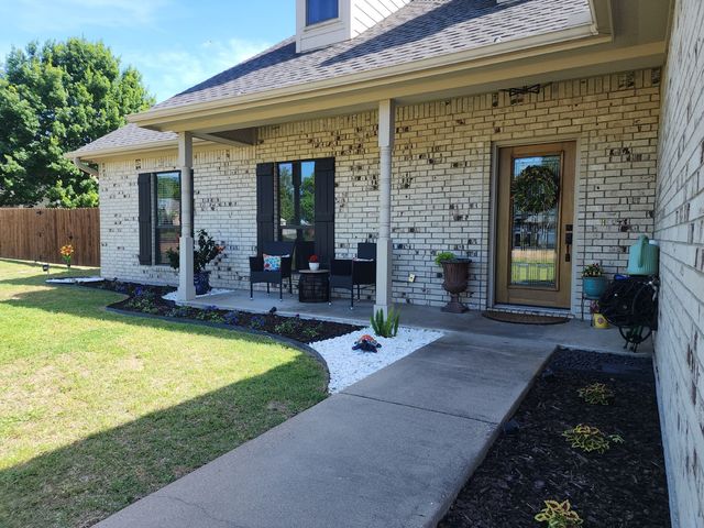 6080 Sunrise Court, Athens, TX 75752