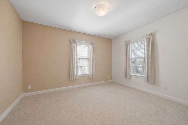 7758 W Hortense Avenue, Chicago, IL 60631