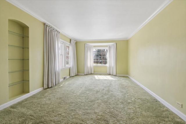 7758 W Hortense Avenue, Chicago, IL 60631