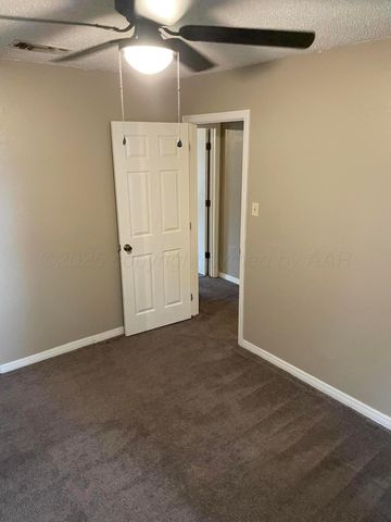 222 oak Avenue, Dumas, TX 79029