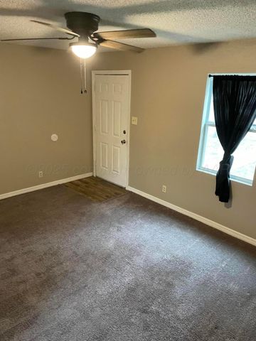 222 oak Avenue, Dumas, TX 79029