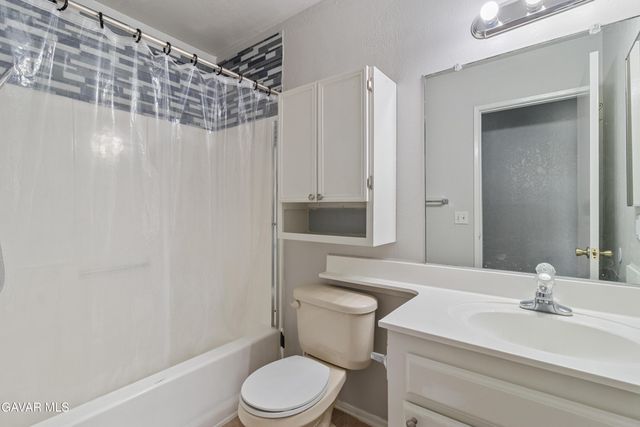41104 171st Street, Lancaster, CA 93535