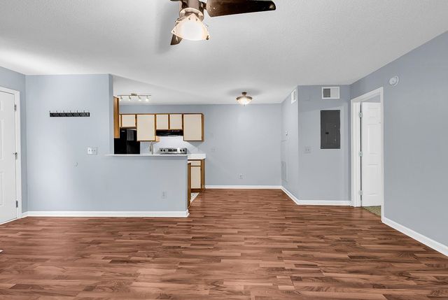 1356 Glenns Bay Rd Apt 207K, Surfside Beach, SC 29575