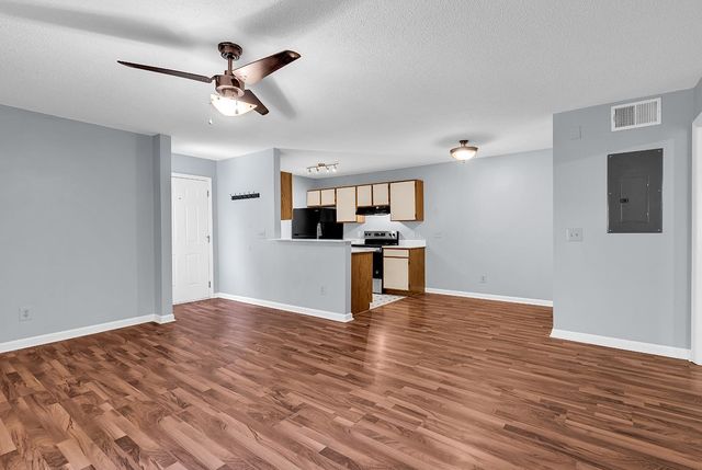 1356 Glenns Bay Rd Apt 207K, Surfside Beach, SC 29575