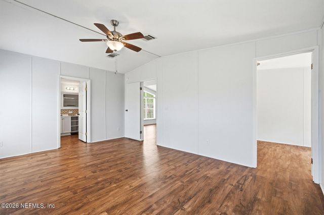 299 CAYENNE Street, Interlachen, FL 32148