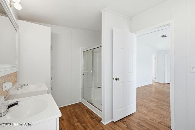 299 CAYENNE Street, Interlachen, FL 32148