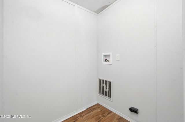 299 CAYENNE Street, Interlachen, FL 32148