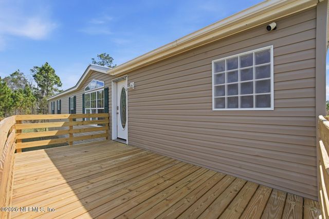 299 CAYENNE Street, Interlachen, FL 32148