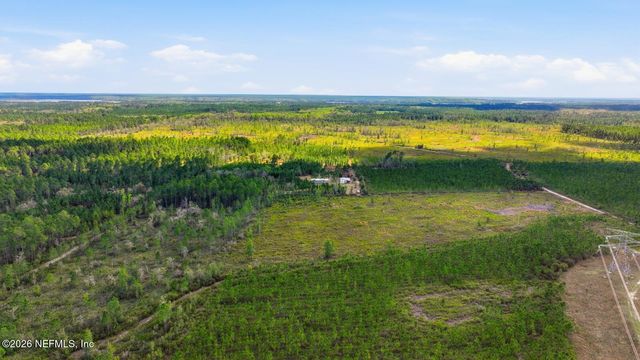 299 CAYENNE Street, Interlachen, FL 32148