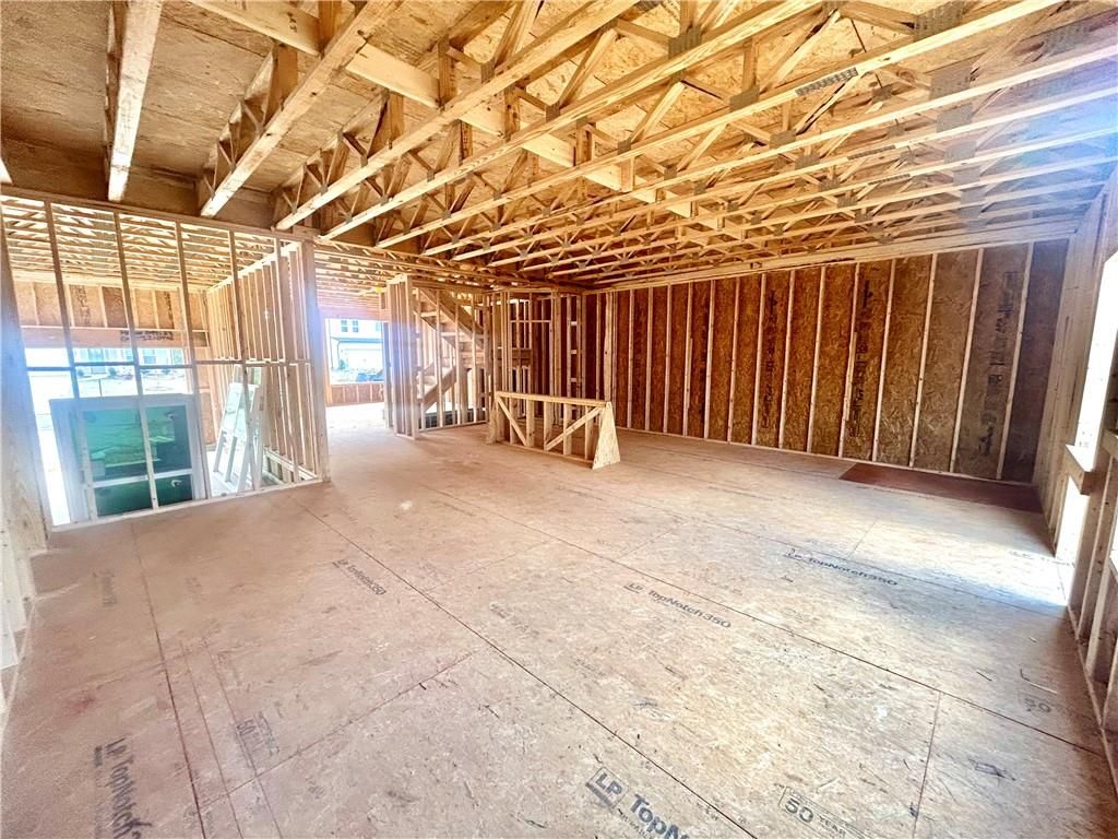 Image 5 of property listing at 5360 Heron Bay Boulevard, Locust Grove, GA 30248