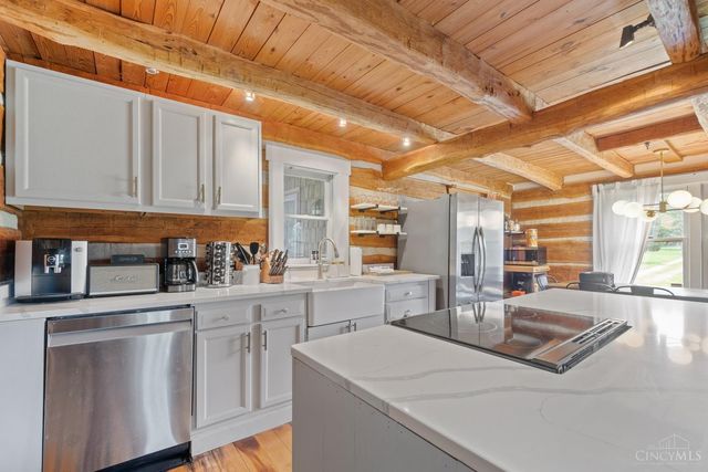 125 Robinette Road, West Union, OH 45693