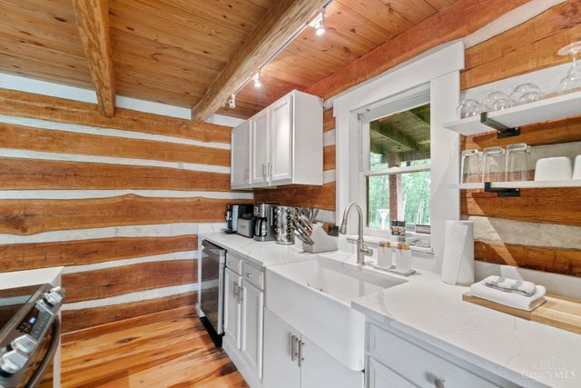 125 Robinette Road, West Union, OH 45693