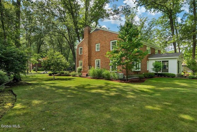 30 Longwood Drive, Saratoga Springs, NY 12866