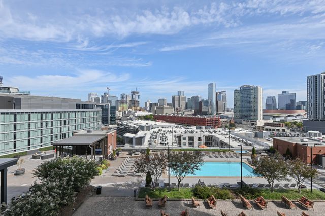 600 12th Ave S Apt 313, Nashville, TN 37203